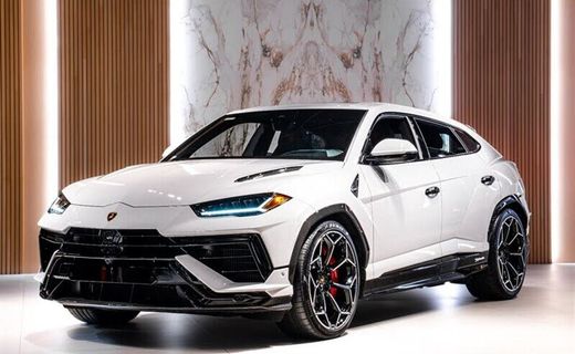 2023 Lamborghini Urus Performante