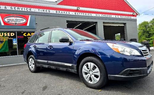 2010 Subaru Outback Base