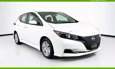 2025 Nissan Leaf S