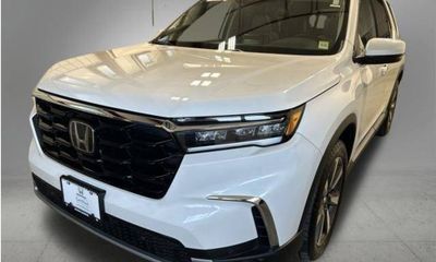 2023 Honda Pilot TRG