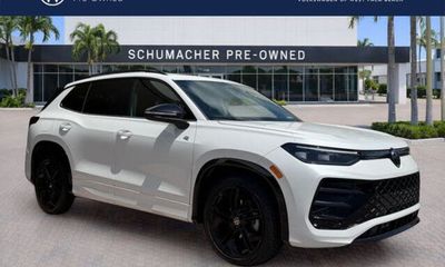 2026 Volkswagen Tiguan SE Black