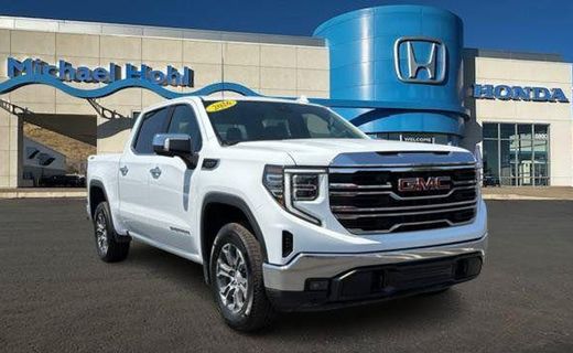 2026 GMC Sierra SLT