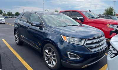2017 Ford Edge Titanium