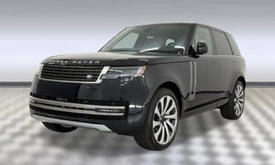 2026 Land Rover Range SE