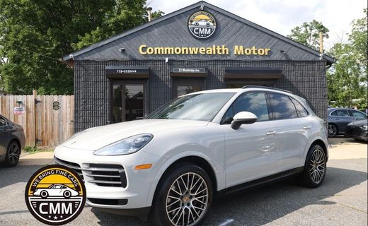 2022 Porsche Cayenne Base