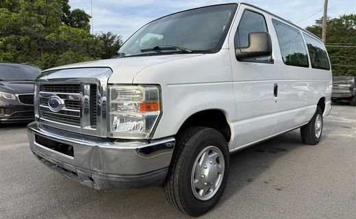2013 Ford E-350 XLT