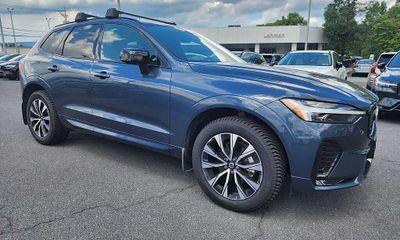 2024 Volvo XC60 Core