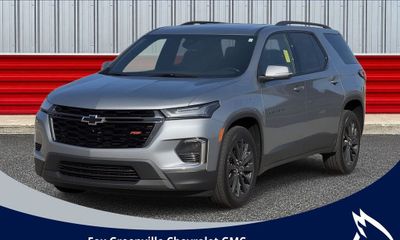 2023 Chevrolet Traverse RS