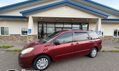 2006 Toyota Sienna LE