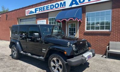 2013 Jeep Wrangler Sahara