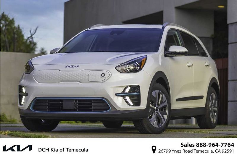 2022 Kia Niro — a typically priced live listing
