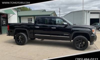 2015 GMC Sierra Denali