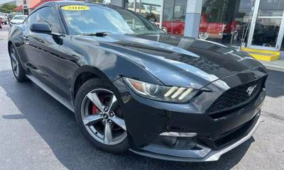 2016 Ford Mustang V6 Coupe