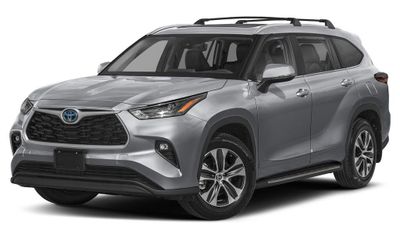 2026 Toyota Highlander XLE