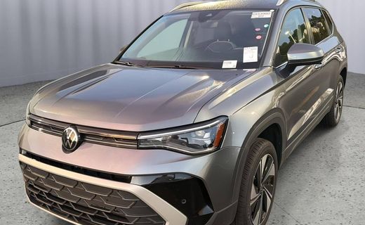 2025 Volkswagen Taos 4MOTION SE