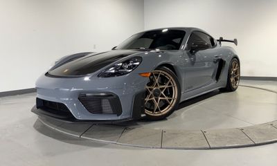 2023 Porsche 718 Cayman GT4 RS