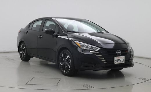 2025 Nissan Versa SR