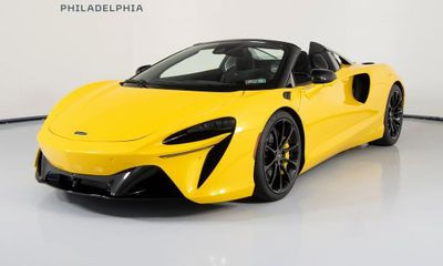 2026 McLaren Artura