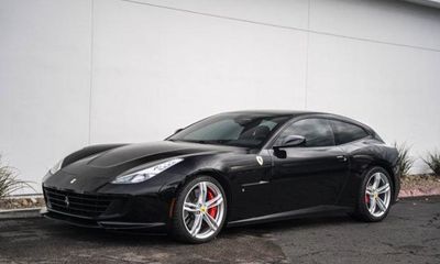 2018 Ferrari GTC4LUSSO