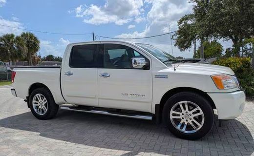 2013 Nissan Titan S