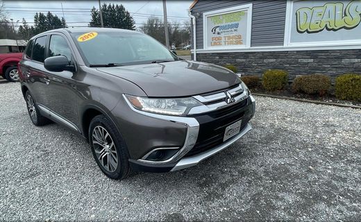 2017 Mitsubishi Outlander ES