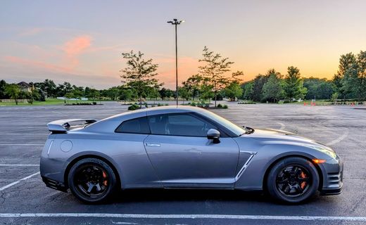 2016 Nissan GT-R Premium