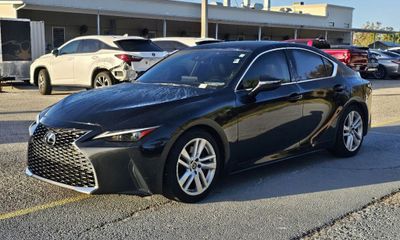 2021 Lexus IS 300 Base