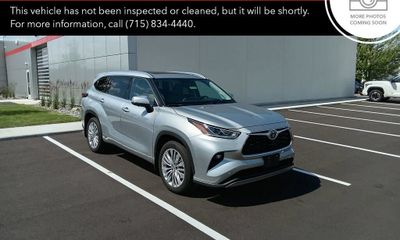 2023 Toyota Highlander Platinum