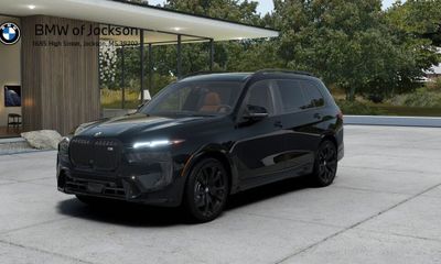 2027 BMW X7 M60I
