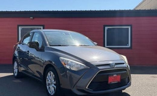 2018 Toyota Yaris IA Base