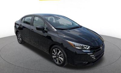 2025 Nissan Versa SV