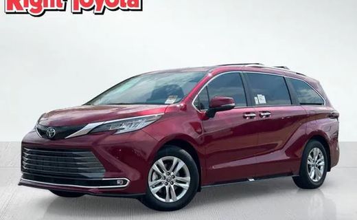 2026 Toyota Sienna Limited