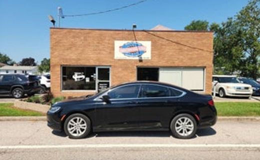 2017 Chrysler 200 LX