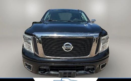 2017 Nissan Titan SV
