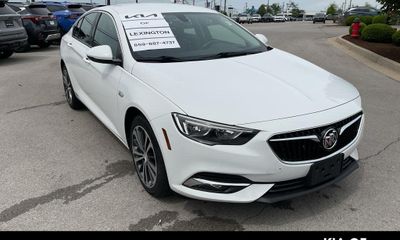 2018 Buick Regal Essence