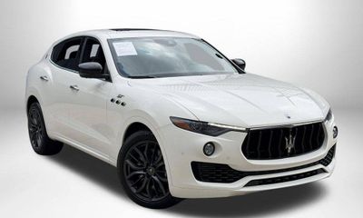 2024 Maserati Levante GT Ultima