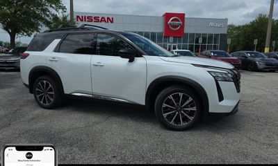 2026 Nissan Pathfinder Platinum