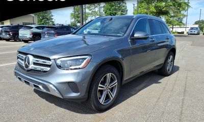 2022 Mercedes-Benz GLC-Class GLC300