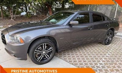 2014 Dodge Charger R T