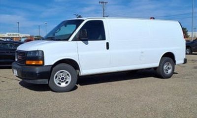 2023 GMC Savana EXT