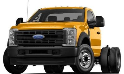 2025 Ford F-600 XL