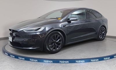 2025 Tesla Model X