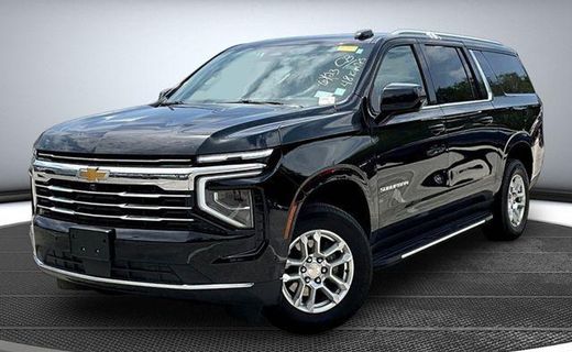 2025 Chevrolet Suburban LT