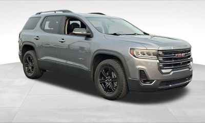 2022 GMC Acadia AT4