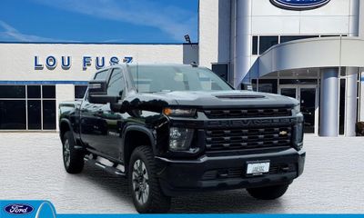 2023 Chevrolet Silverado HD Custom