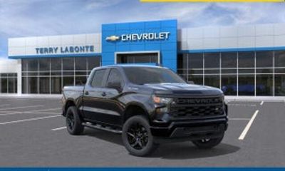 2026 Chevrolet Silverado Custom