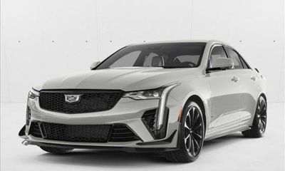 2023 Cadillac CT4