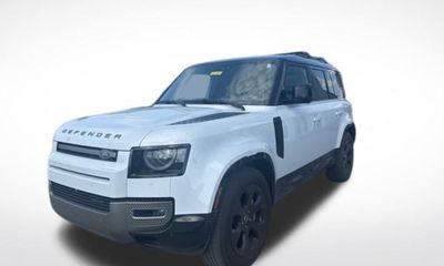 2023 Land Rover Defender 110 X Dynamic