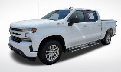 2021 Chevrolet Silverado RST