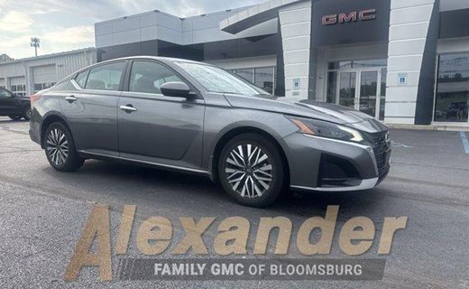 2023 Nissan Altima SV